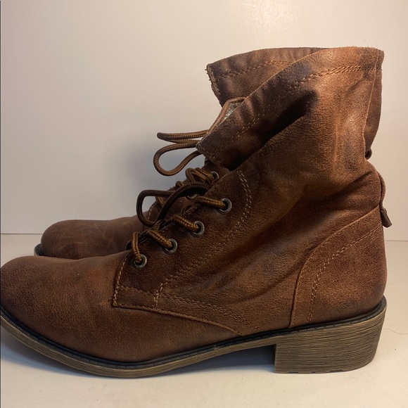 Brown Lace-Up Ankle Boots - Picture 5 of 10